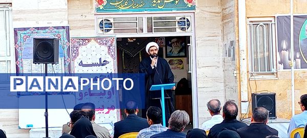 مجمع عمومی انجمن اولیا و مربیان دبیرستان میثاق کاشمر