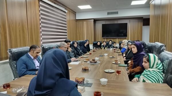 ملایر، شهر جهانی انگور و مبل و منبت ایران زمین