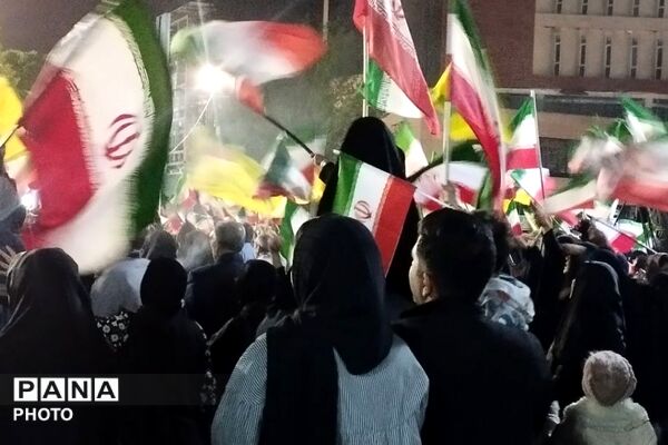 اجتماع و رزمایش دختران جان فدای ایران در میدان نماز شهرری 