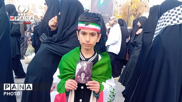 اقامه نماز عید سعید فطر در شهرستان دلفان