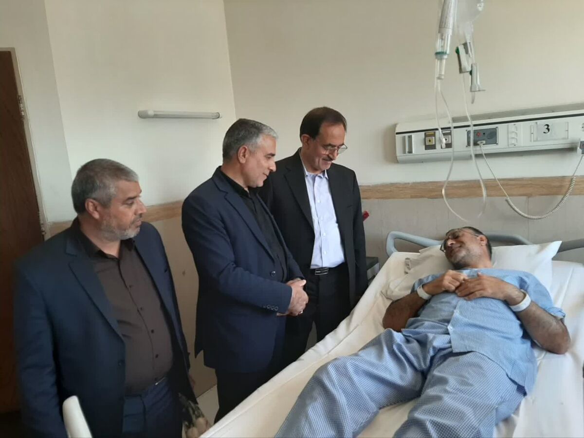 عیادت مدیرکل آموزش و پرورش استان یزد از مجروحان حادثه تروریستی راسک