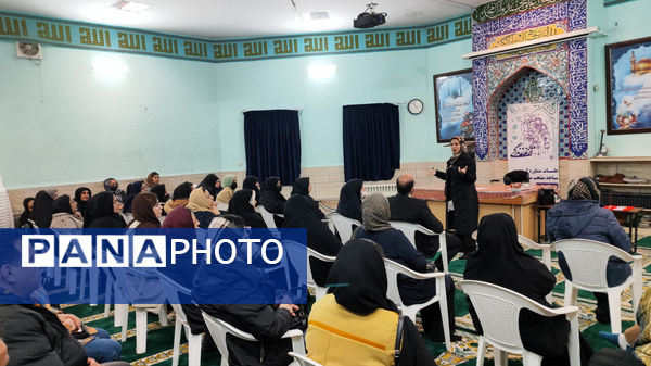 آموزش خانواده در دبستان فطرت؛ گامی مؤثر برای تربیت صحیح فرزندان و مدیریت پرخاشگری