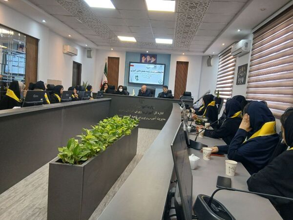 انتخابات هیئت رئیسه مجلس دانش آموزی ناحیه۶