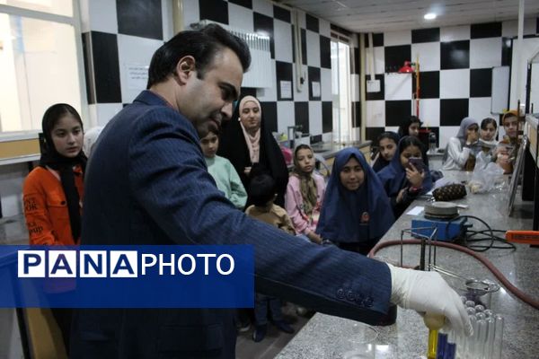 کارگاه علمی دانش‌آموزی زیست محیطی یزد