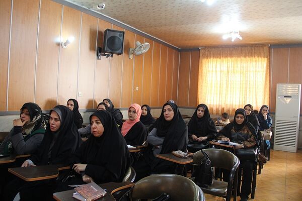 برگزاری جلسه آموزشی با عنوان تشخیص اختلالات یادگیری و مداخله به هنگام در اداره آموزش و پرورش ناحیه یک شهرری