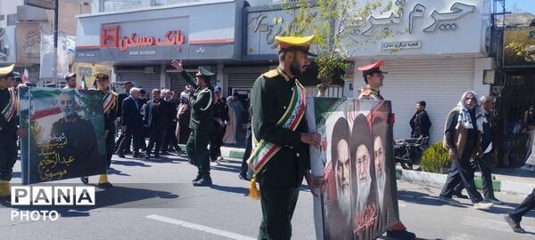آرام گرفتن پیکر شهید سپهبد عبدالرحیم موسوی در حریم امن فاطمی