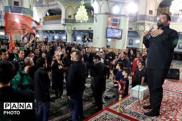 مراسم گرامیداشت رهبر شهید انقلاب اسلامی در حرم مطهر حضرت عبدالعظیم حسنی (ع) شهرری