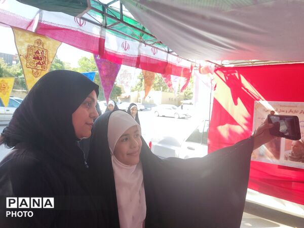دانش‌آموزان دبستان فاطمه محامی در پویش «حجاب و عفاف» اداره آموزش و پرورش تبادکان درخشیدند