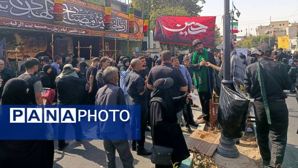 جا مانده‌ایم، اما بی‌خبر نه