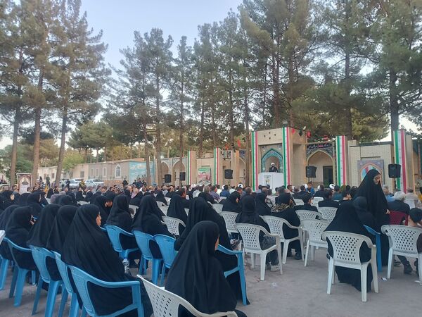 اولین سالگرد شهید محرم هادی میرآبادی بر سر مزارش برگزار شد  