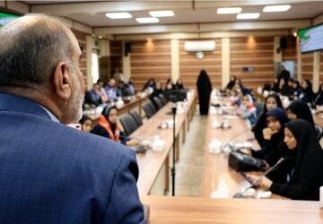 نشست مشاور وزیر در امور تشکل‌های دانش‌آموزی با کارشناسان سازمان دانش‌آموزی استان خراسان رضوی