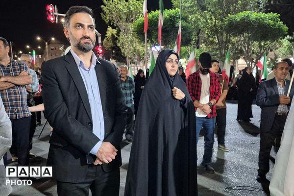  بازدید رئیس سازمان دانش‌آموزی شهرستانهای استان تهران از غرفه «با انرژی‌ها» منطقه کهریزک