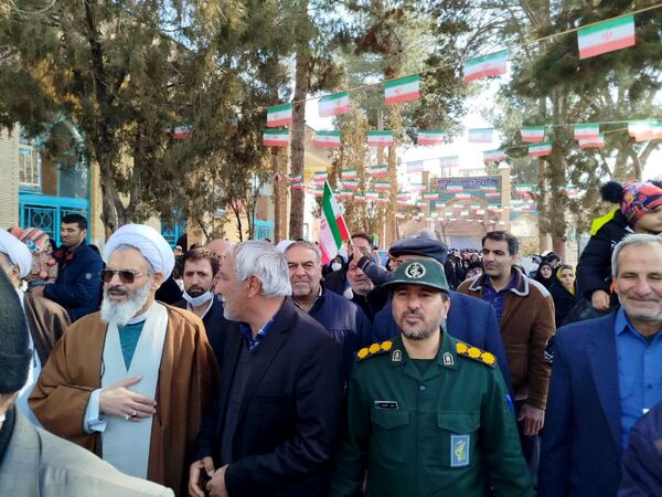 حضور حماسی مردم فلاورجان در راهپیمایی 22 بهمن