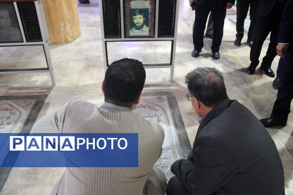 تجدید میثاق با شهدا در بوشهر