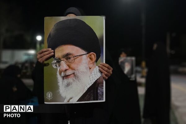 مردم بن تا پیروزی نهایی در خیابان می‌مانند