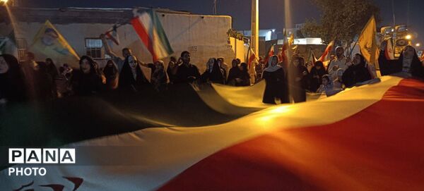 تجمع باشکوه مردم بندرعباس در حمایت از رهبری انقلاب
