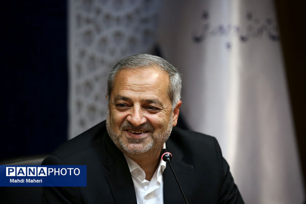 اولین نشست صمیمی وزیر آموزش و پرورش دولت چهاردهم با اعضای شورای معاونان