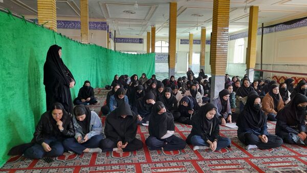 مسابقه لیگ جت دربین دانش‌آموزان شهرستان سیروان