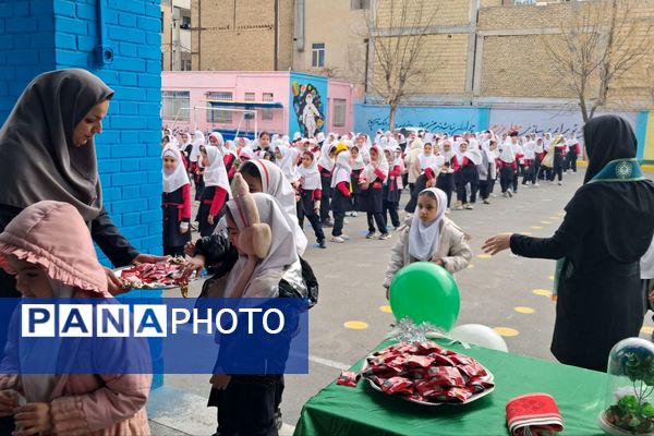 جشن ولادت امام زمان(عج) در دبستان عمار رباط‌کریم