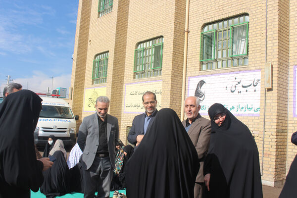 مانور زلزله و ایمنی در دبیرستان شاهد رضویه قم