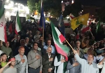 اجتماع پرشور مردم باغیرت شهر هشتگرد 
