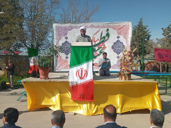 اقامه نماز عید فطر در شهرستان چناران