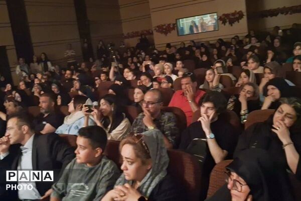 روایت آسمانی فرشتگان میناب در فرهنگسرای امام علی(ع) شهریار