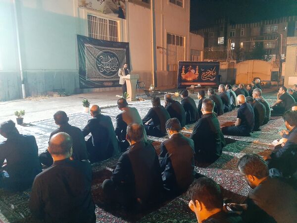 اجتماع حسینی در اداره آموزش و پرورش ناحیه ۷ مشهد 