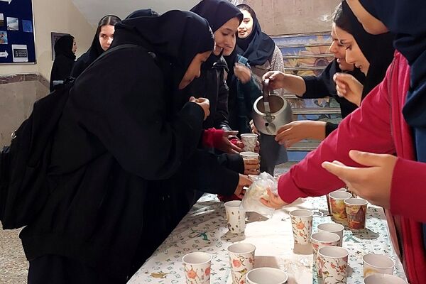 برگزاری مراسم چهلم شهدای معدن طبس در هنرستان فدک ناحیه یک شهرری