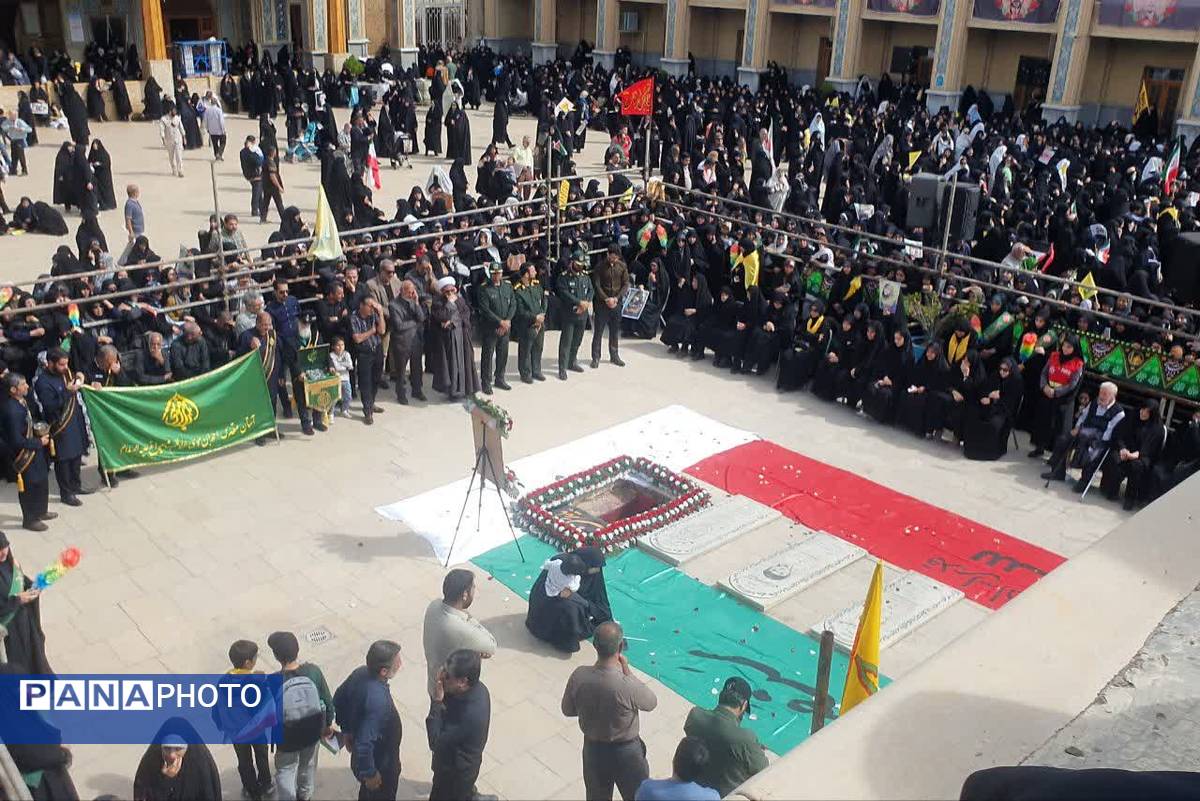 تشییع پیکر شهیده معصومه کرباسی