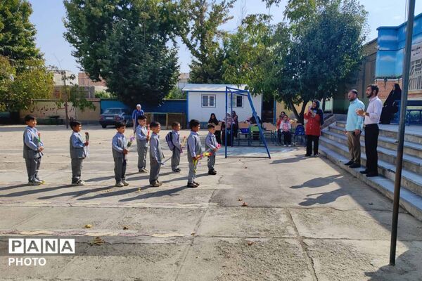 دومین رویداد گزارش تصویری پانا از نخستین روز حضور کلاس‌اولی‌ها در مدارس خراسان شمالی