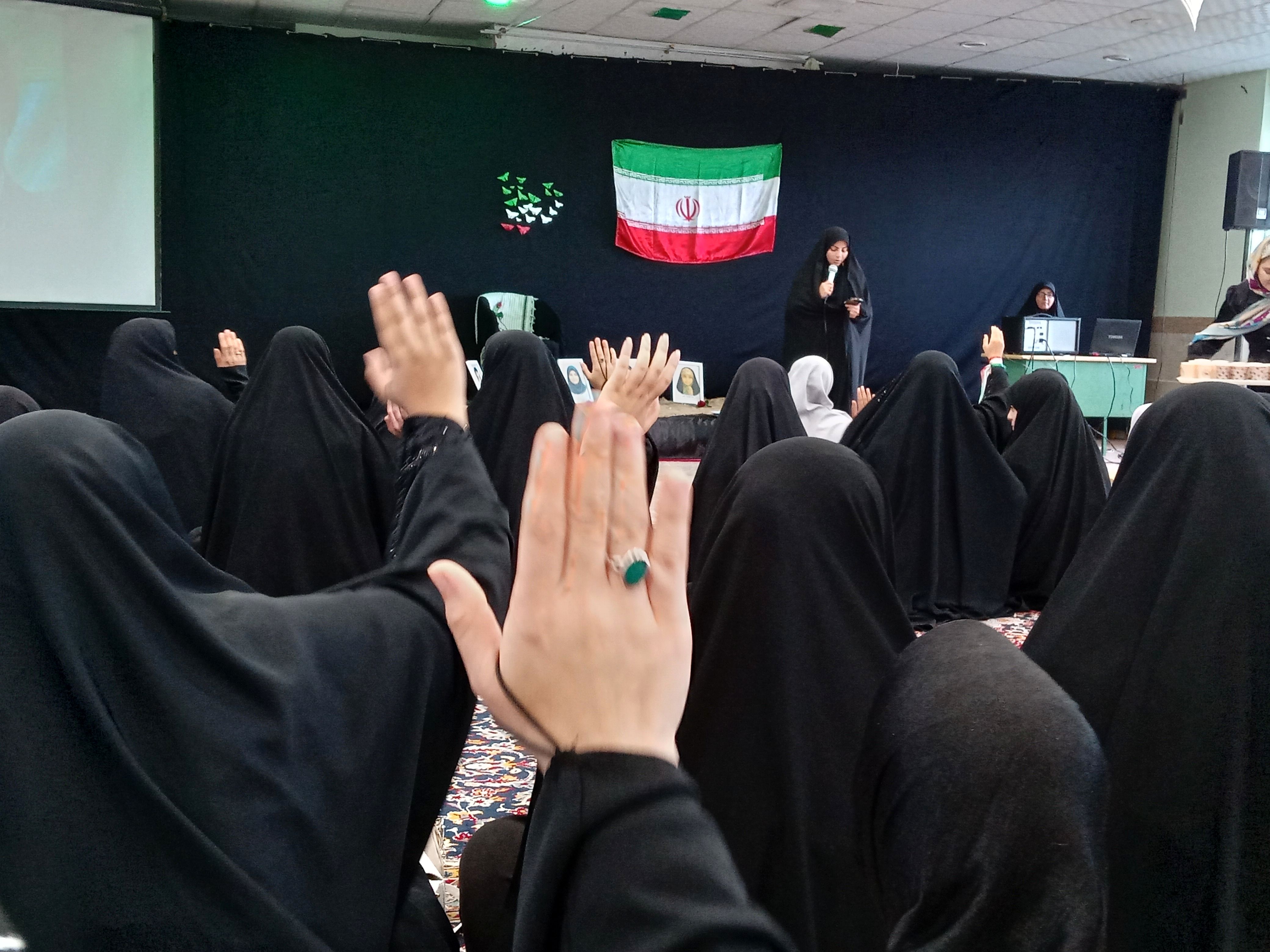 مراسم اربعین شهادت امام خامنه‌ای (قدس سره) و دختران میناب در نیشابور 