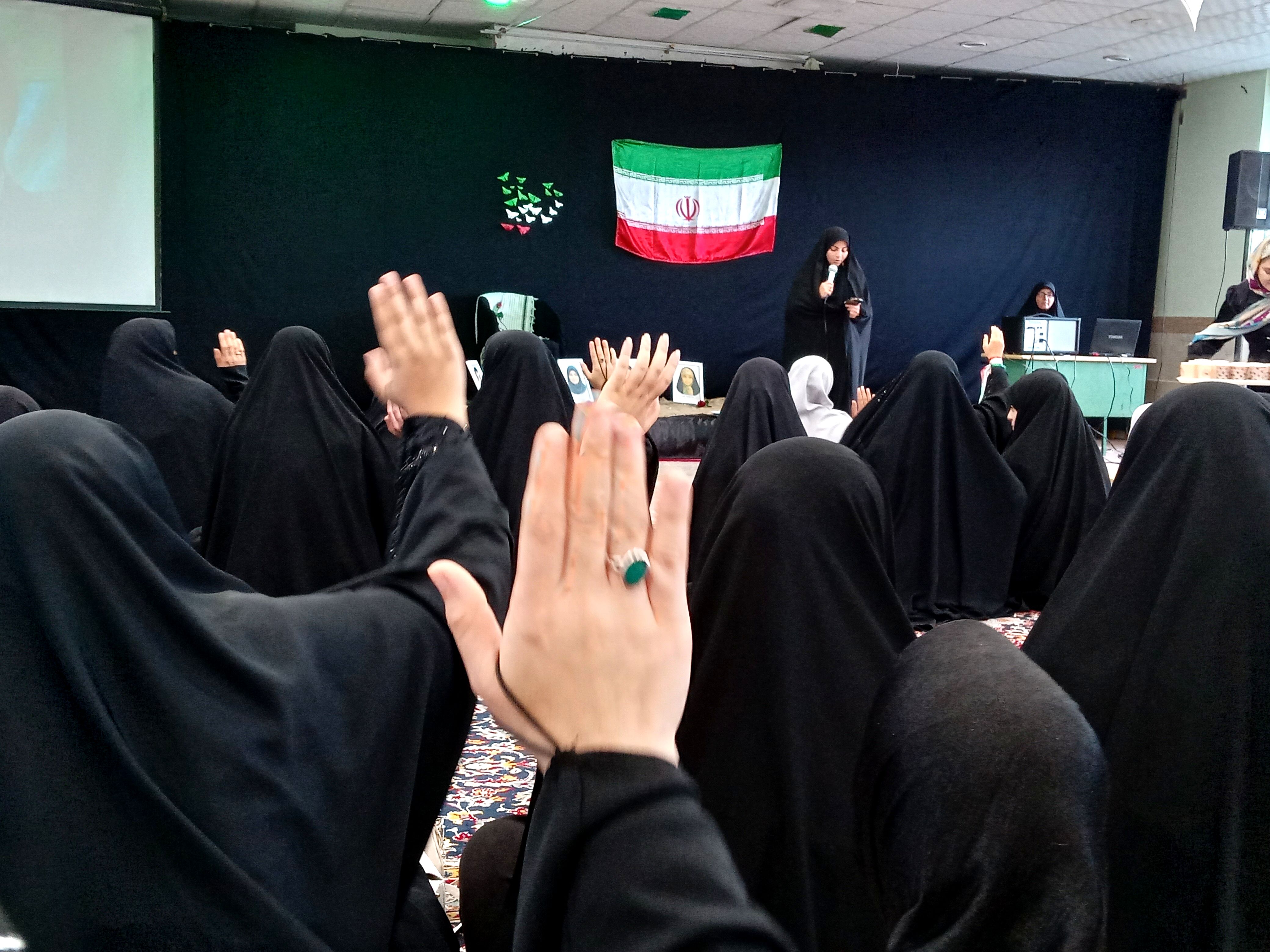 مراسم اربعین شهادت امام خامنه‌ای (قدس سره) و دختران میناب در نیشابور 