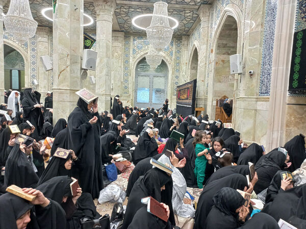 مراسم احیا شب بیست و یکم ماه رمضان در مسجد اعظم قم