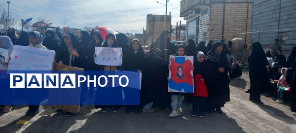 حضور پرشور مردم جلگه رخ در راهپیمایی بزرگداشت ۲۲ بهمن ماه