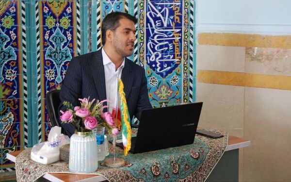 نشست تخصصی شورای آموزگاران قطب ۱ شهر قیامدشت 