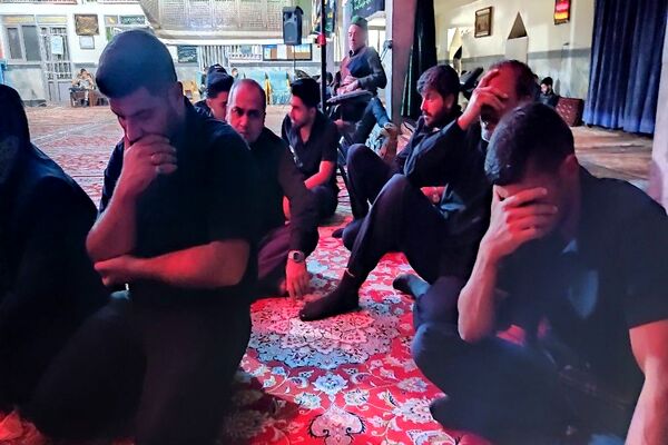 مراسم عزاداری امام حسین(ع) در شهر بار 