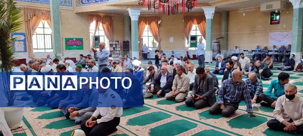 پاسخگویی مسئولان شهرستان باخرز به مردم در میز خدمت