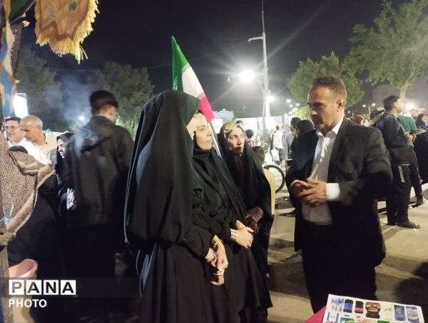 حضور گسترده و دشمن شکن دانش آموزان و فرهنگیان در غرفه آموزش و پرورش به میزبانی آموزشگاه الغدیر