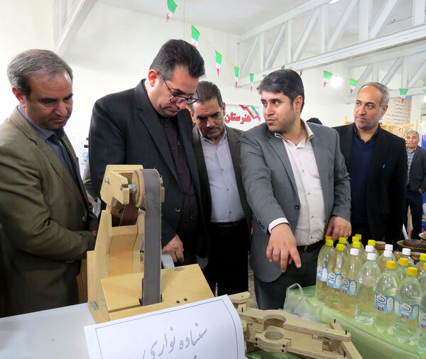 افتاحیه نمایشگاه دستسازه های هنرستان های شهرستان بجنورد 