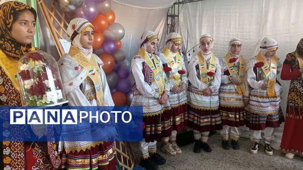 افتتاحیه اردوی تمشک در شهرستان راز و جرگلان
