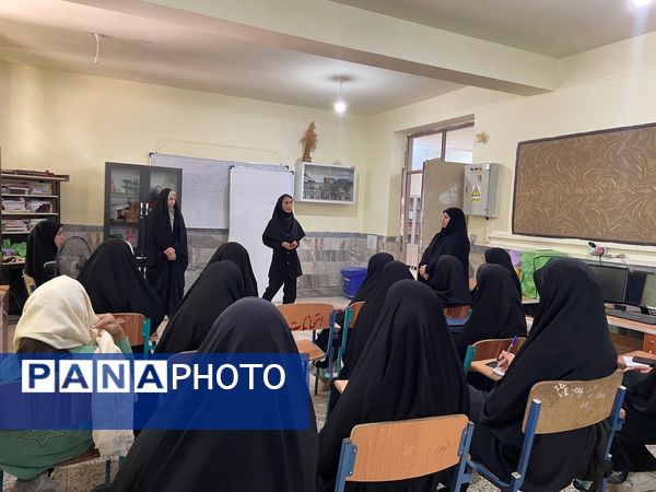 آموزش عکاسی فصل رویش انجمن اسلامی