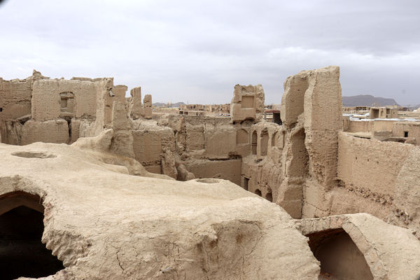 قلعه باستانی ایزدخواست؛ نخستین بنای طبقاتی دنیا