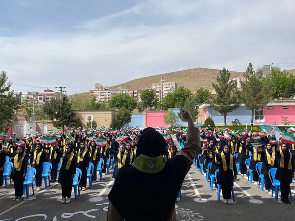  بازدید ارزیاب تخصصی سازمان دانش‌آموزی از فعالیت‌های مدارس تشکیلاتی سازمان دانش‌آموزی مناطق ۱۷ گانه استان چهارمحال وبختیاری