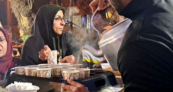 موکب پذیرایی شهید مصطفی صدر زاده به‌مناسبت میلاد امام علی (ع) در نیشابور 