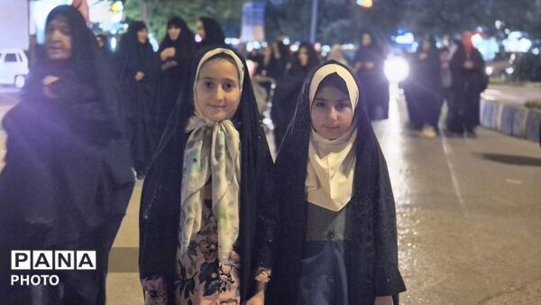 نسل نود؛ شمع‌های کوچک تجمعات 