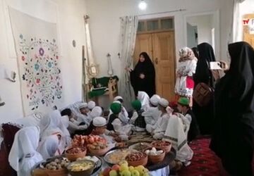 تدریس خلاقانه معلم دبستان شهید جلالی دامغان