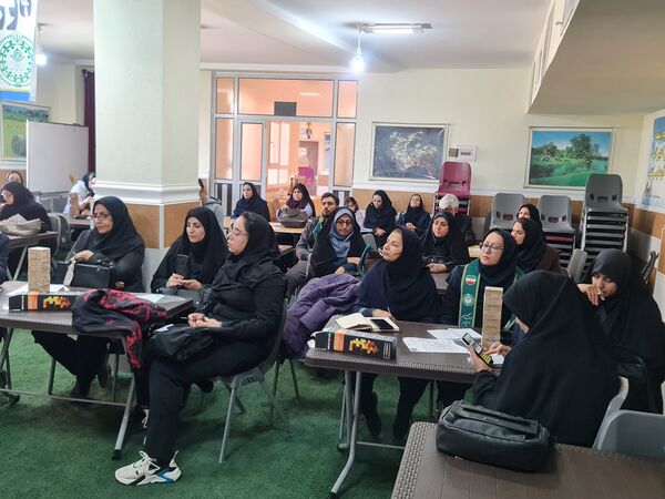 ارتقای مهارت‌های آموزشی مربیان پیشتاز ناحیه 2 شیراز