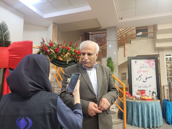 جلسه روسای انجمن مدارس ناحیه سه در دبستان مصلی‌نژاد حضرت زینب(س) 