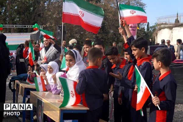 دلنش آموزان گرگانی در سوگ دانش آموزان میناب